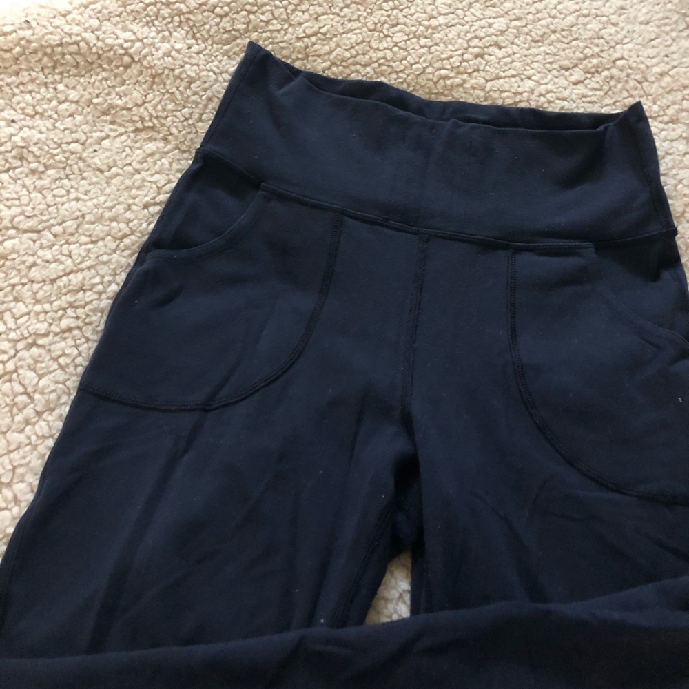 Navy lululemon leggings